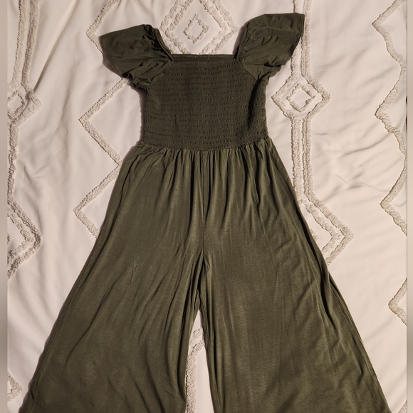 🛍2/$12 or 3/$15 1901 by Nordstrom Olive Jumpsuit, Girls' Size M(8/10) - Picture 2 of 12